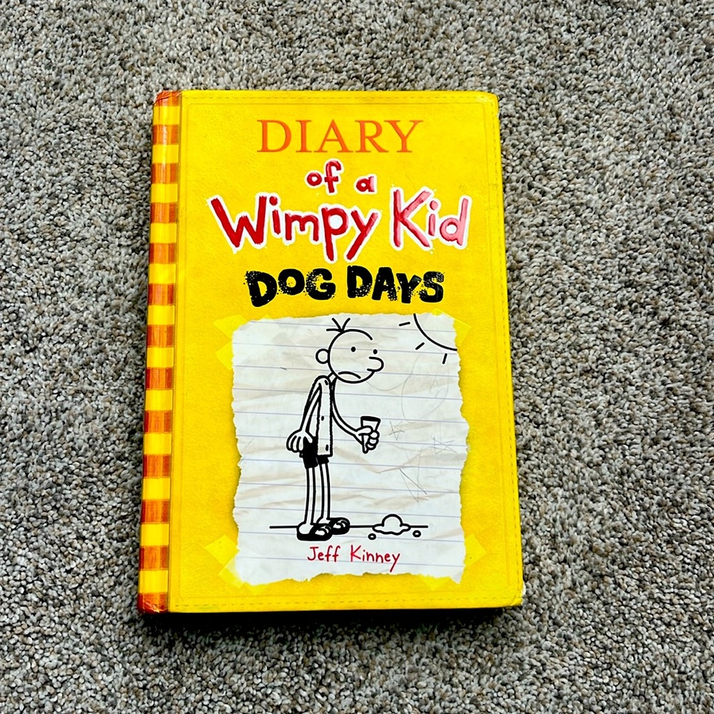 Diary of a wimpy kid DOG DAYS‎